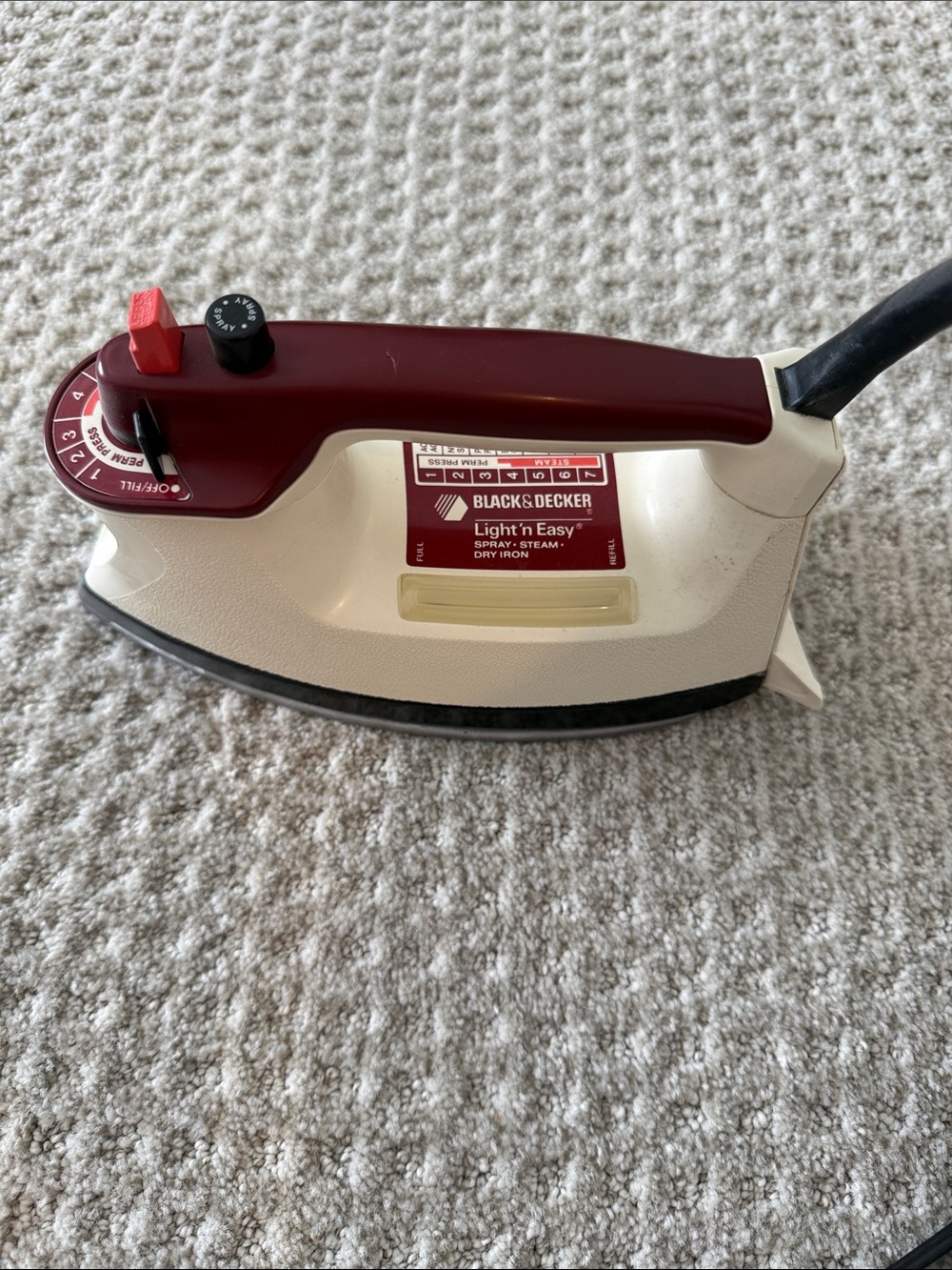 Vintage, Black & Decker, Light’n Easy Iron.